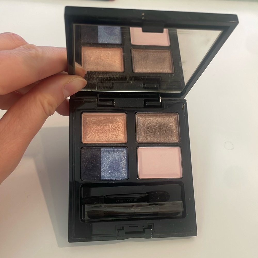 SUQQU eyeshadow palette - Konruri 柑琉璃